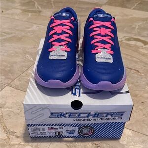 Skechers Kids Sneakers in Blue with Pink Highlights